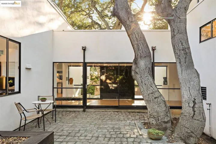 256 The Uplands, Berkeley, California 94705