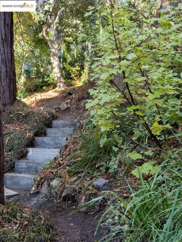 256 The Uplands, Berkeley, California 94705