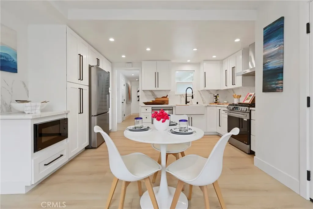 2316 La Linda, Newport Beach, California 92660 home-pic-9