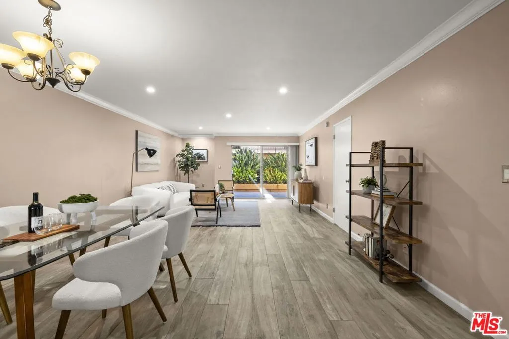 6151 Canterbury Drive 104, Culver City, California 90230 home-pic-6