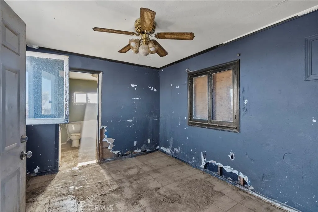 20649 E Avenue Y, Llano, California 93544 home-pic-6