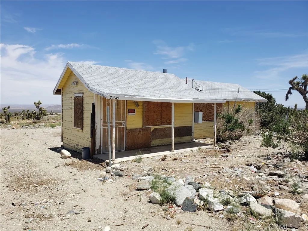 20649 E Avenue Y, Llano, California 93544 home-pic-0
