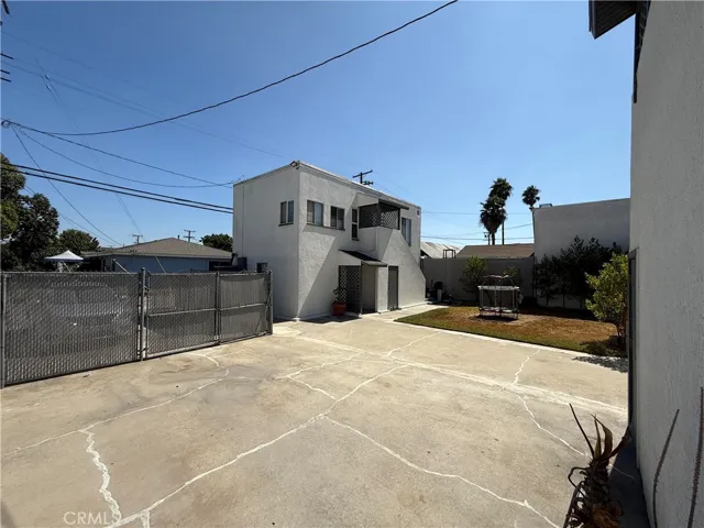 Residential Courtyard