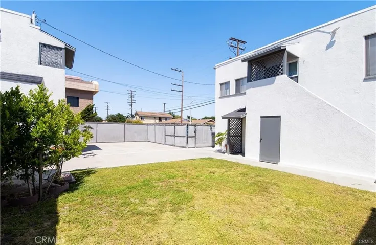 Residential Courtyard