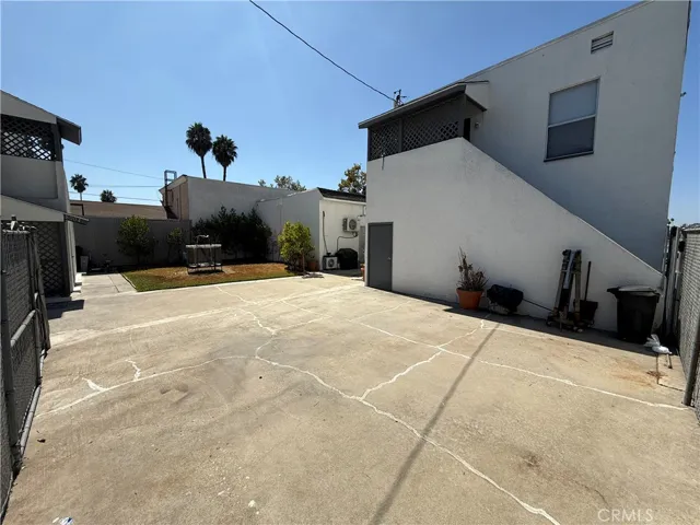 Residential Courtyard