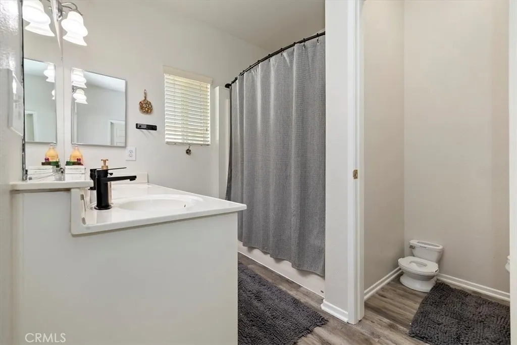 269 Coyote, Colton, California 92324 home-pic-28