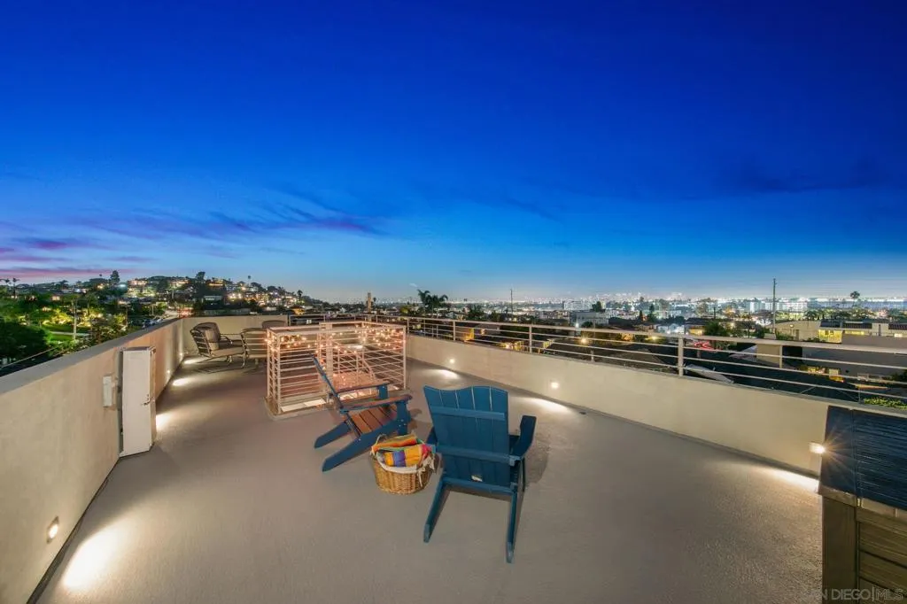 1525 Willow St, San Diego, California 92106 home-pic-6