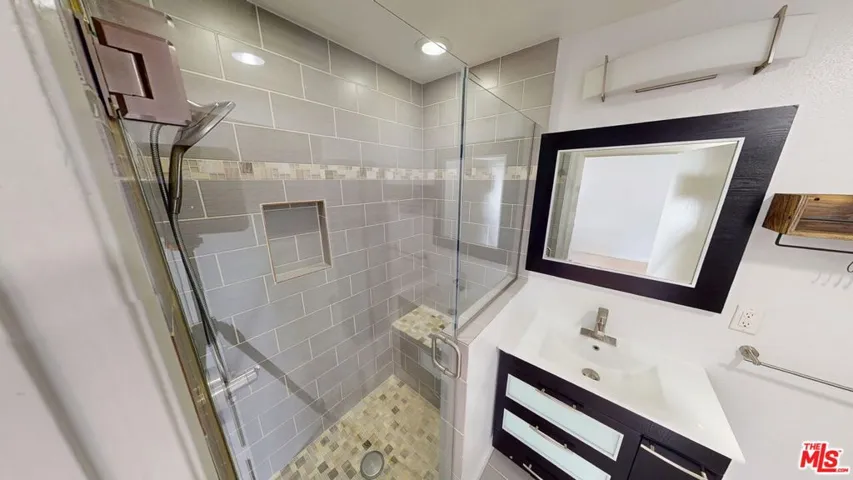 5115 Kester Avenue 7, Sherman Oaks, California 91403