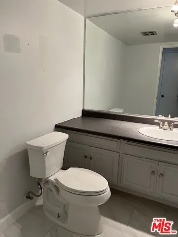5115 Kester Avenue 7, Sherman Oaks, California 91403