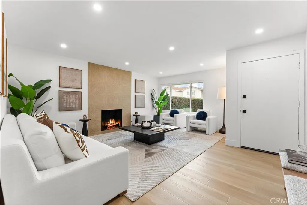 3621 Myrtle, Irvine, California 92606 home-pic-6