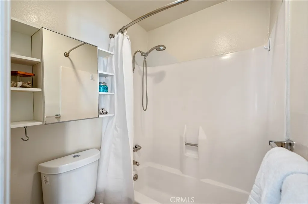 555 Esplanade 320, Redondo Beach, California 90277 home-pic-42