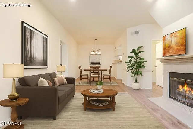 637 Indian Oak Lane 105, Oak Park, California 91377 home-pic-1