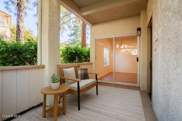 637 Indian Oak Lane 105, Oak Park, California 91377 home-pic-19