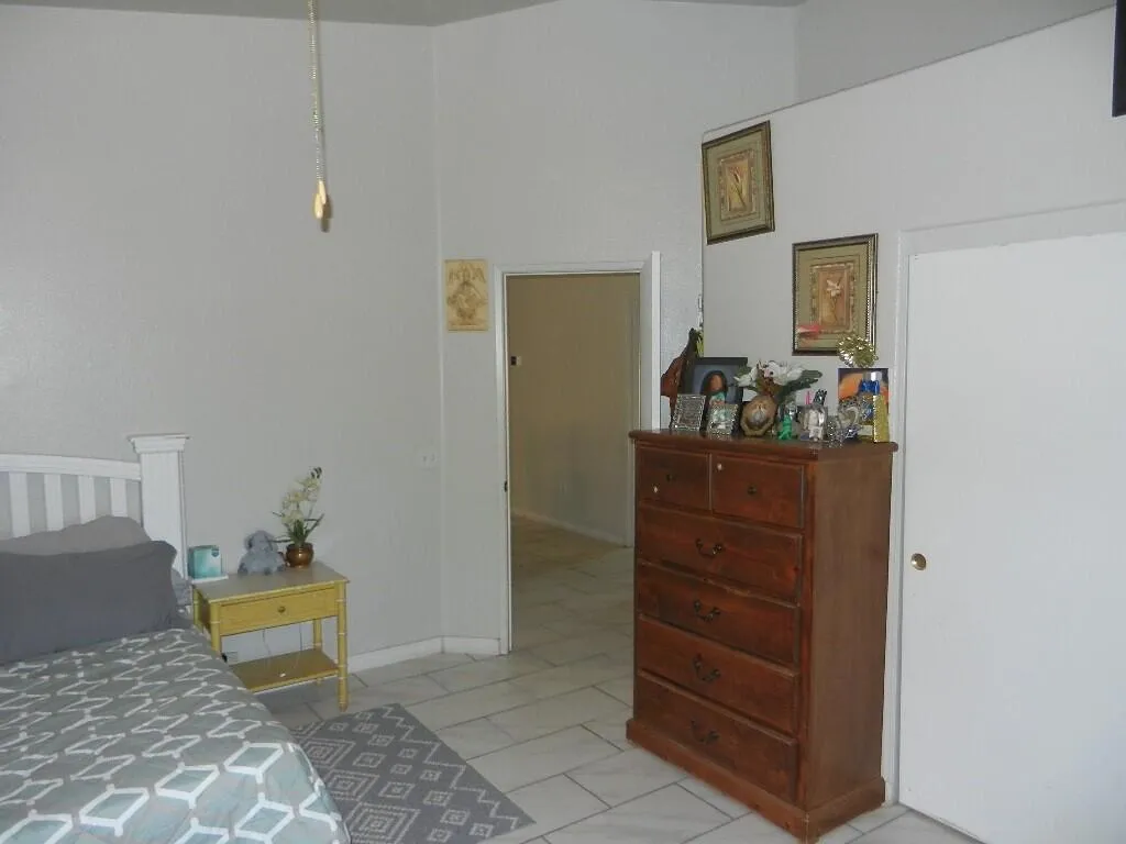 1252 Roselle Avenue, Thermal, California 92274 home-pic-20