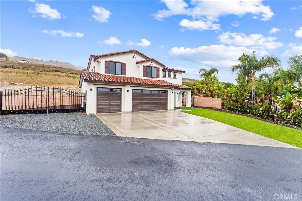 1993 Lyon Avenue, Riverside, California 92503 home-pic-4