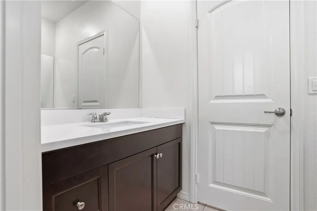 28978 Copper River Road, Menifee, California 92585 home-pic-27