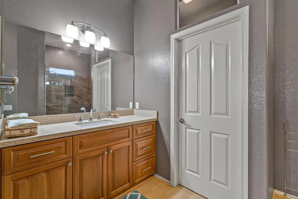 44327 Royal Lytham Drive, Indio, California 92201 home-pic-35