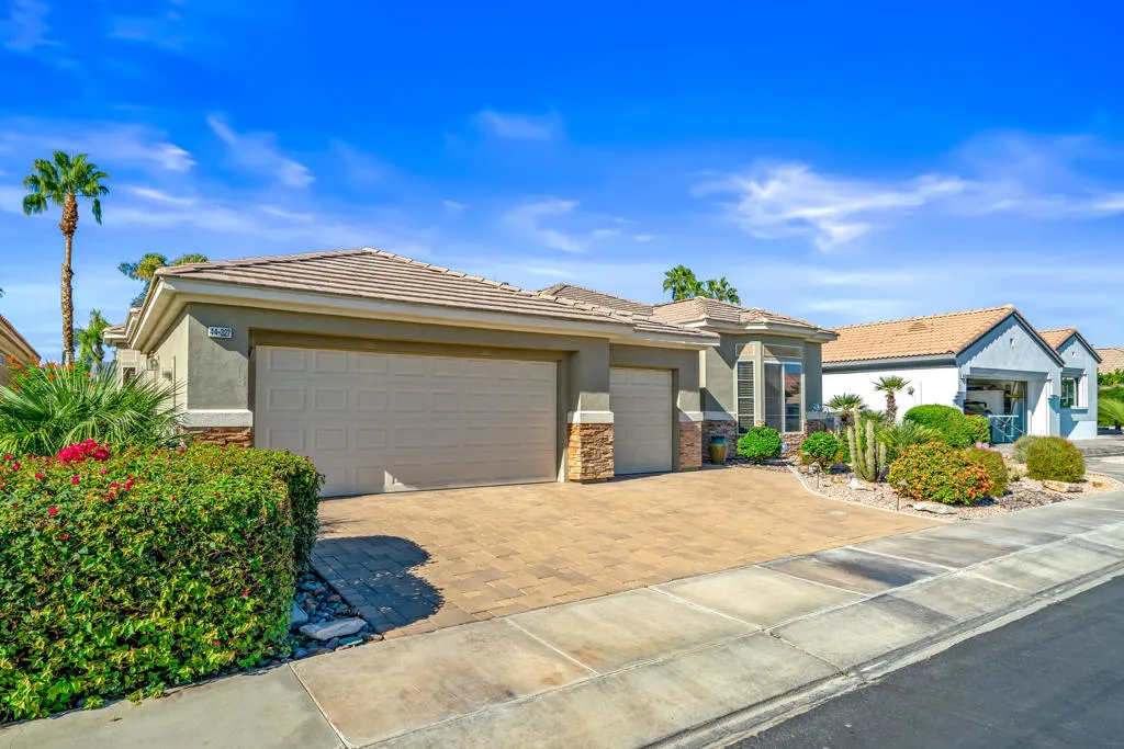 44327 Royal Lytham Drive, Indio, California 92201 home-pic-4