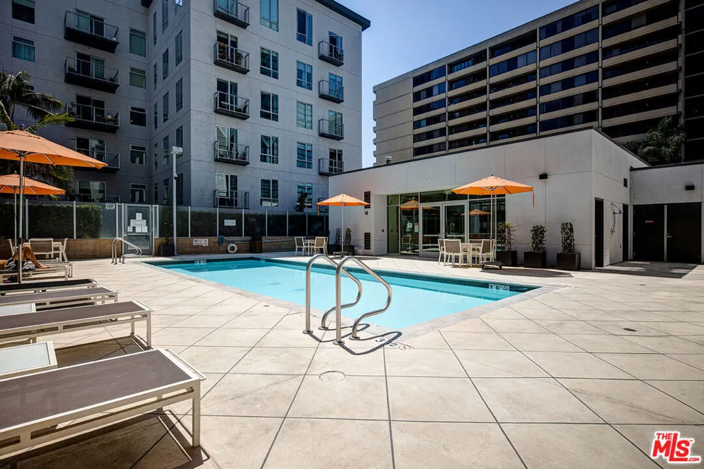 645 W 9th Street 711, Los Angeles, California 90015 home-pic-27