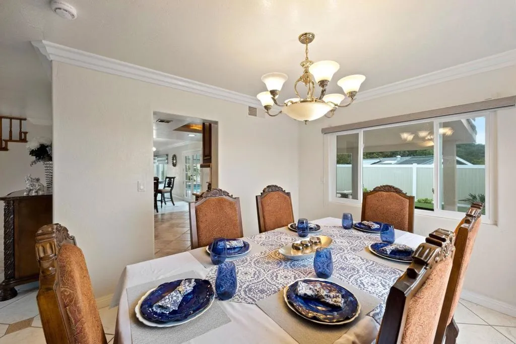 308 Maverick Place, Bonita, California 91902 home-pic-9