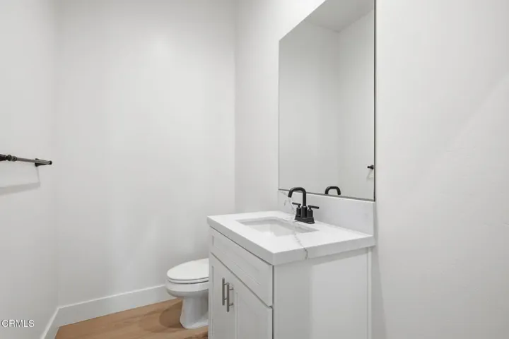 24-web-or-mls-13615-velma-pearl