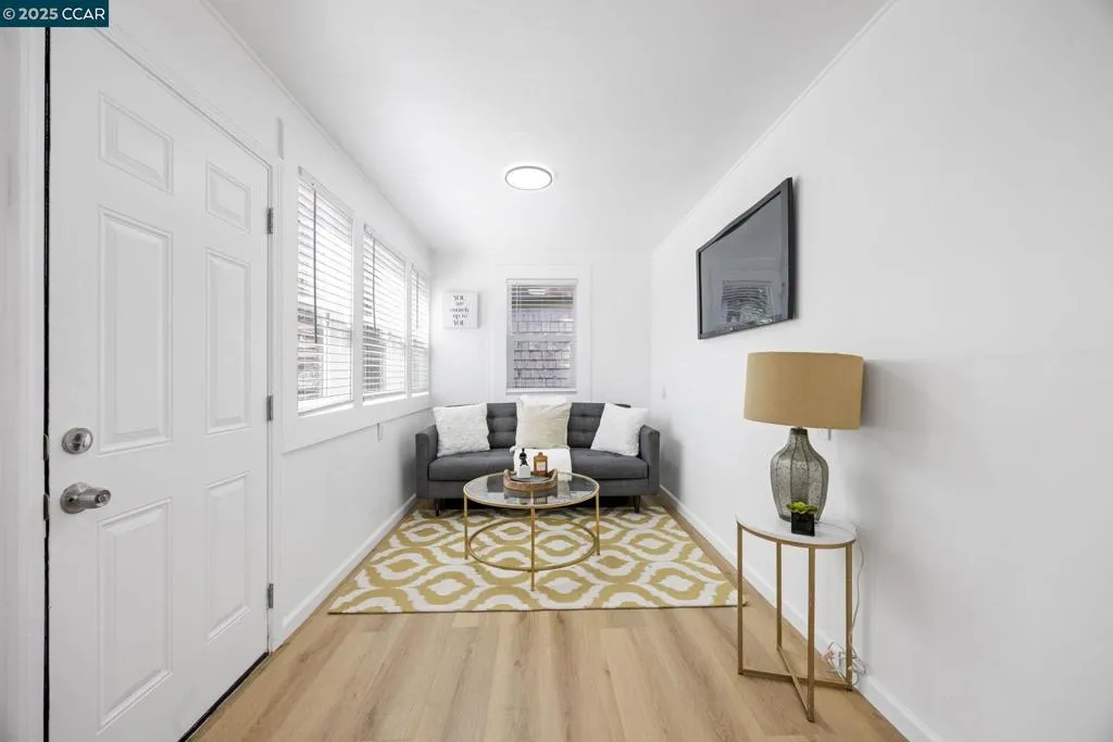 1535 38th Ave, Oakland, California 94601 home-pic-23