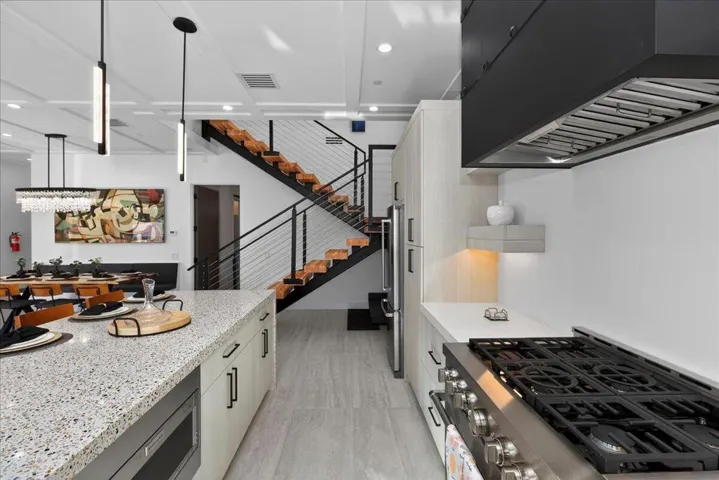 Quartz Counters
