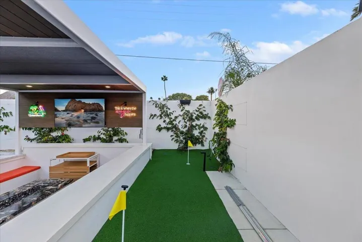 Putting Green