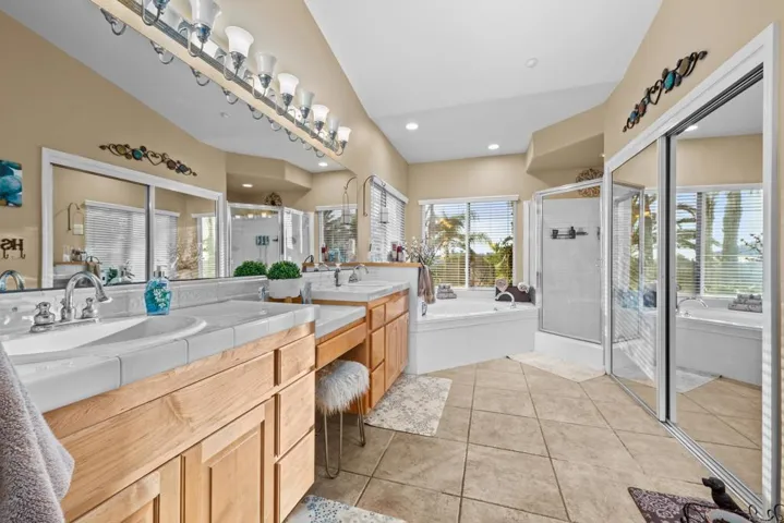 31340 North Star Way, Valley Center, California 92082