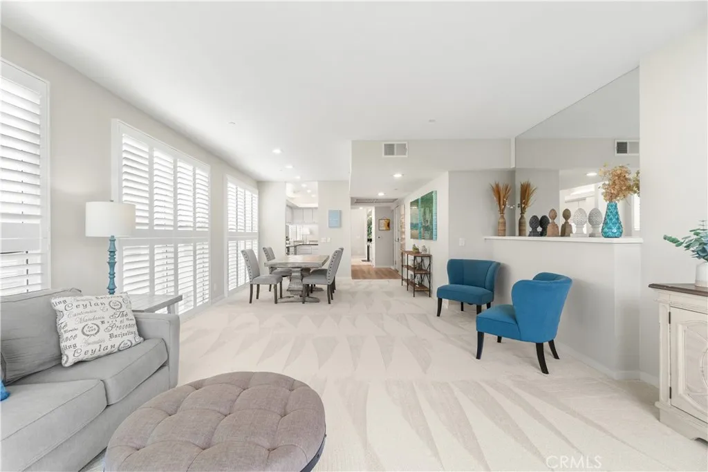 1927 Glendon 301, Los Angeles, California 90025 home-pic-13