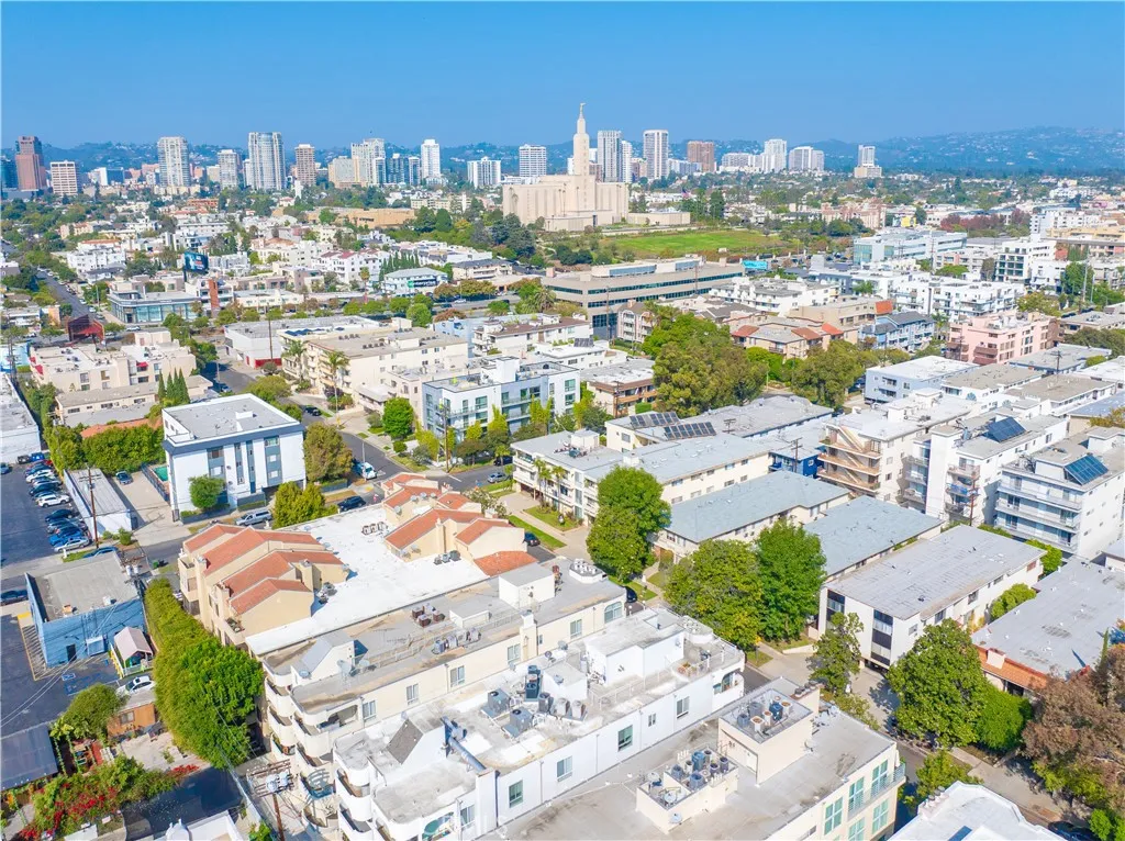 1927 Glendon 301, Los Angeles, California 90025 home-pic-45
