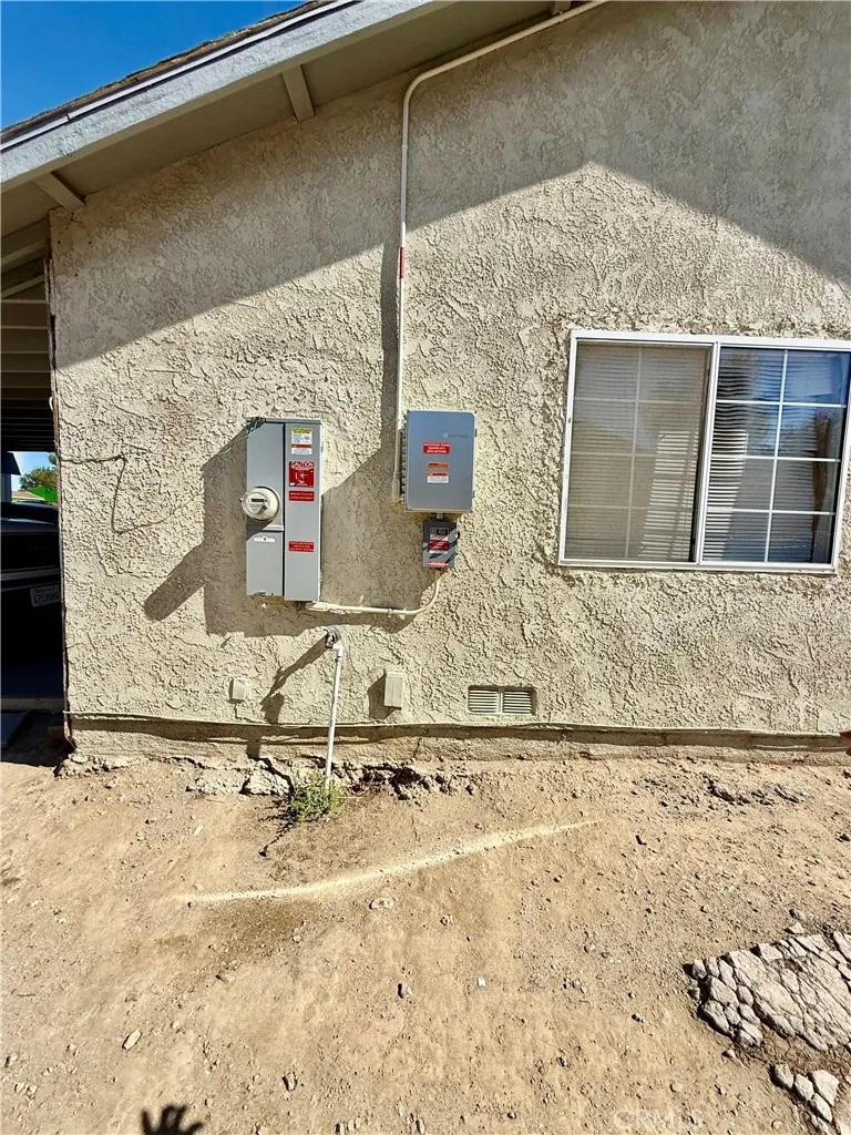 16622 Mossdale, Lancaster, California 93535 home-pic-19