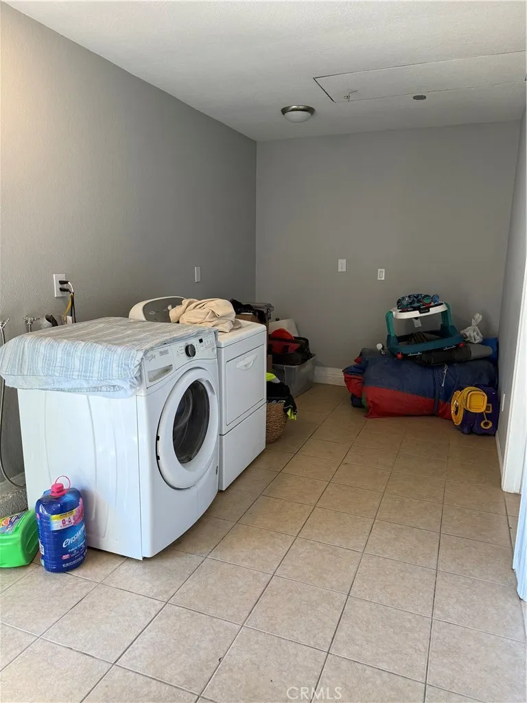 16622 Mossdale, Lancaster, California 93535 home-pic-18