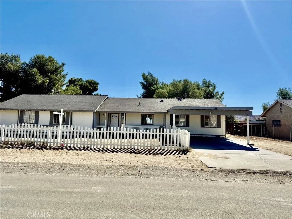16622 Mossdale, Lancaster, California 93535 home-pic-0