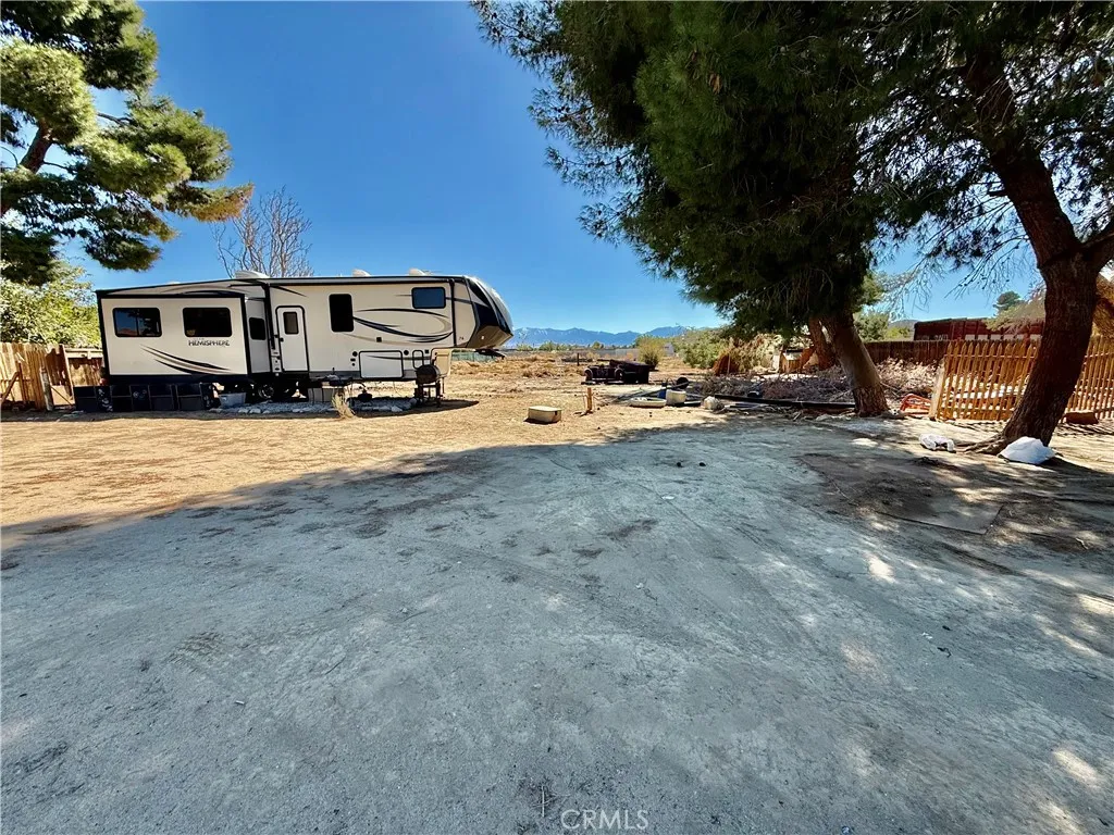 16622 Mossdale, Lancaster, California 93535 home-pic-22