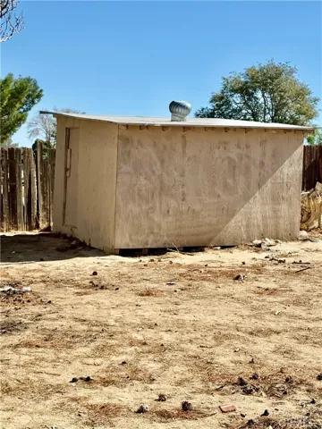 Backyard w/ shed