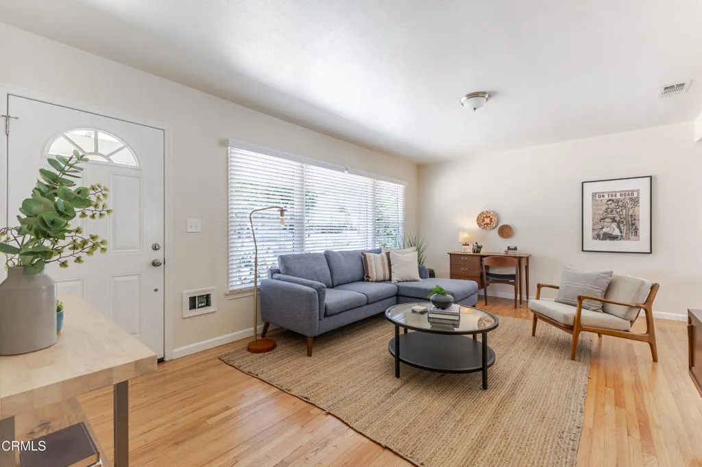 1500 E Topeka Street, Pasadena, California 91104 home-pic-2