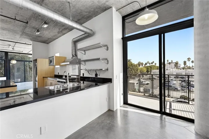 835 Locust Avenue 322, Long Beach, California 90813