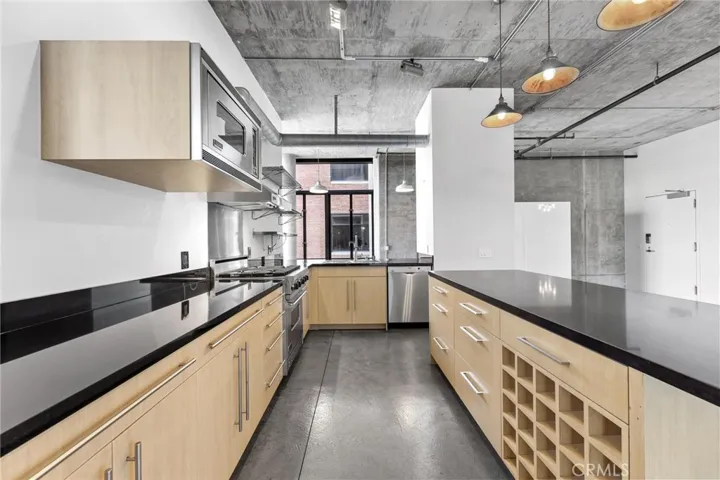 835 Locust Avenue 322, Long Beach, California 90813