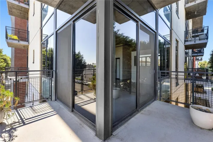 835 Locust Avenue 322, Long Beach, California 90813