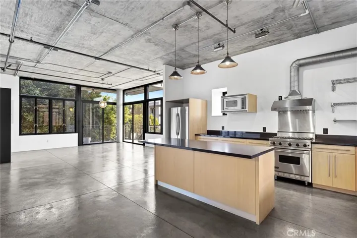 835 Locust Avenue 322, Long Beach, California 90813