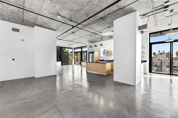 835 Locust Avenue 322, Long Beach, California 90813