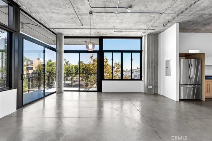 835 Locust Avenue 322, Long Beach, California 90813