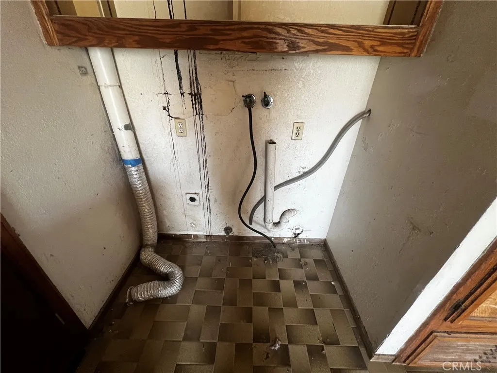 6386 Linda Lee Drive, Yucca Valley, California 92284 home-pic-24