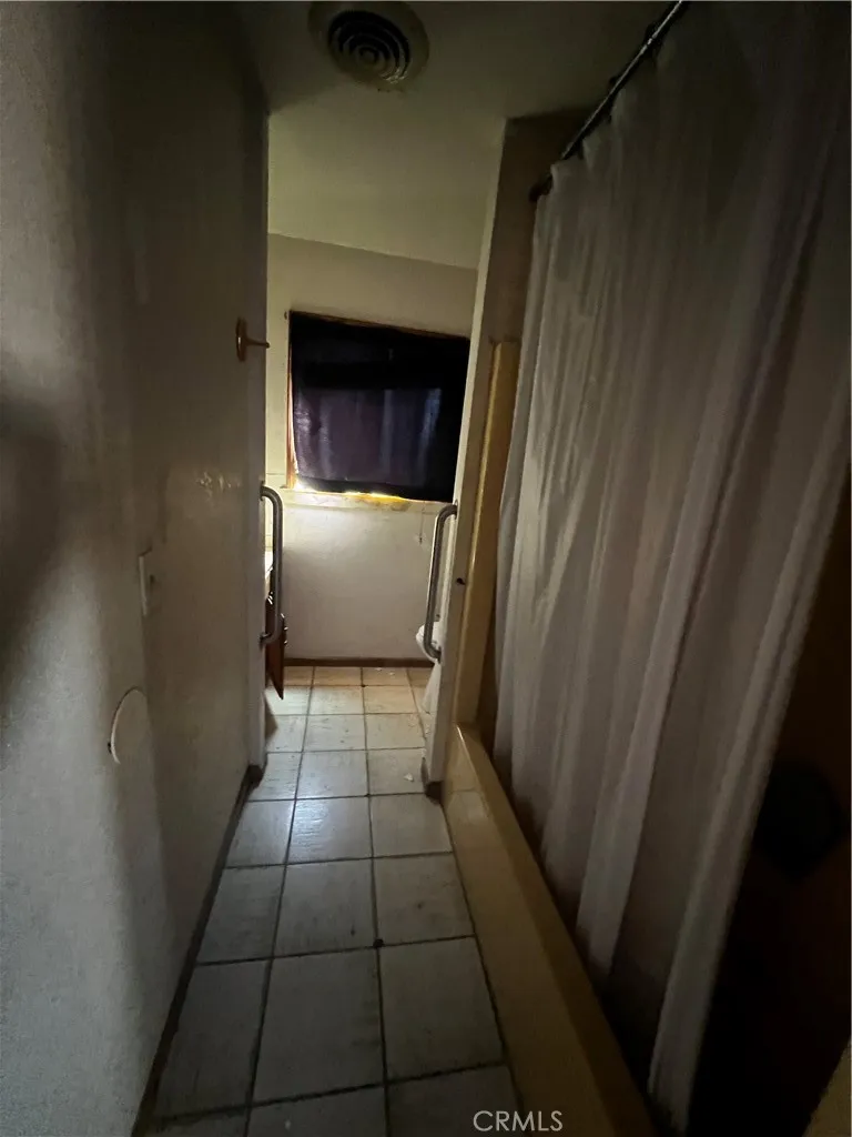 6386 Linda Lee Drive, Yucca Valley, California 92284 home-pic-29