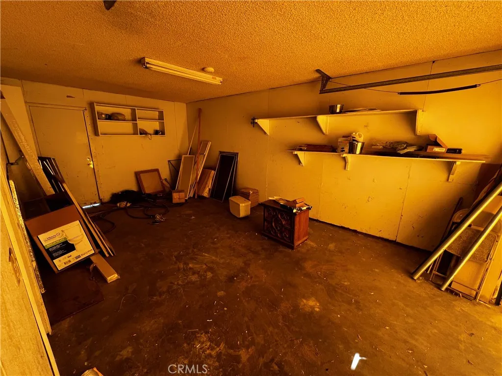 6386 Linda Lee Drive, Yucca Valley, California 92284 home-pic-19
