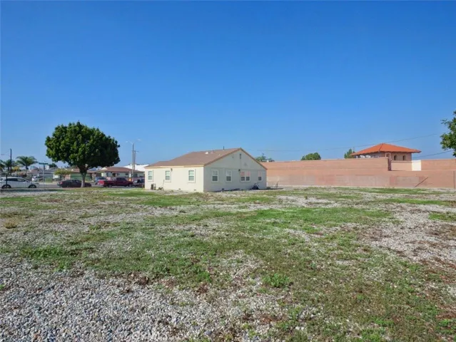 22108 Avalon, Carson, California 90745