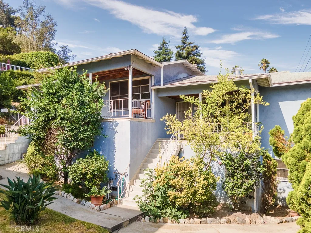 3735 Arbolada, Los Angeles, California 90027 home-pic-2