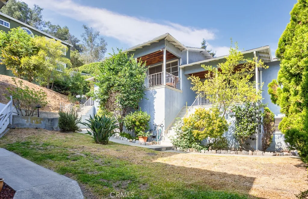 3735 Arbolada, Los Angeles, California 90027 home-pic-1