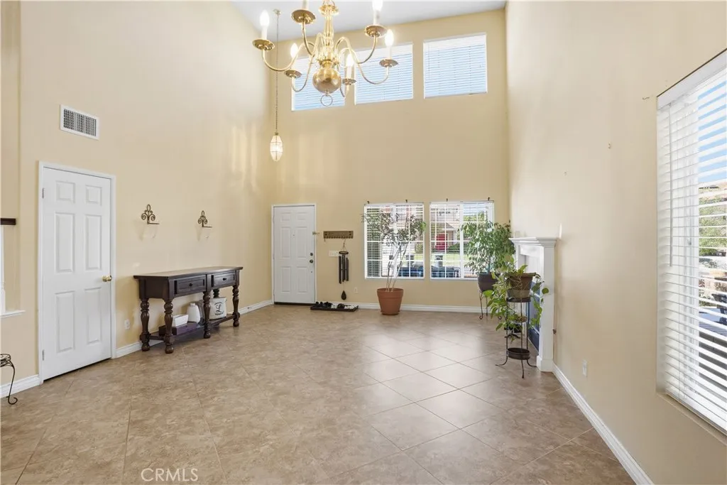 32896 Starlight Street, Wildomar, California 92595 home-pic-8